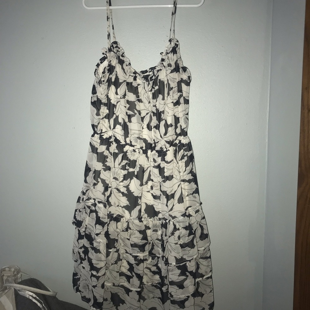 Black and white Hawaiian floral print dress
